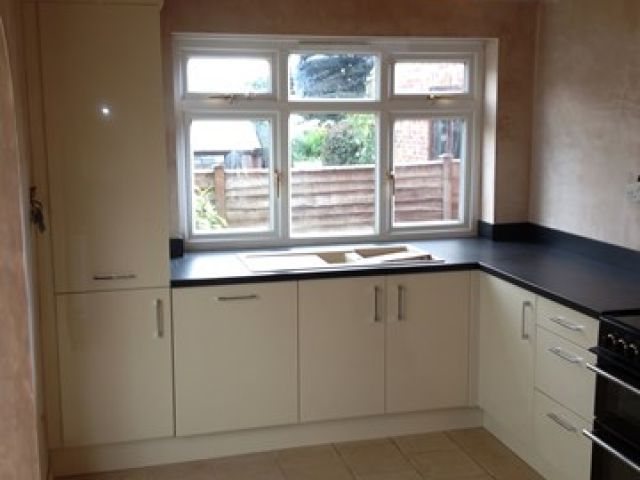 fitted-kitchens (13)-kireth-ai